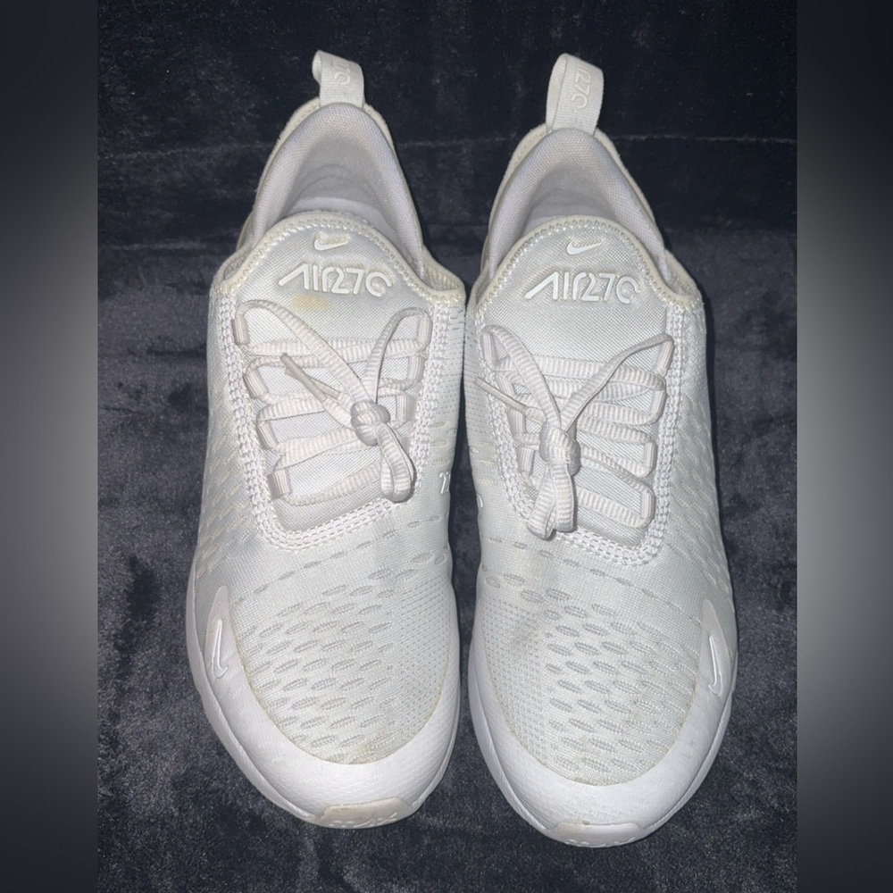 Nike Air 270 Women's Cream Sneakers